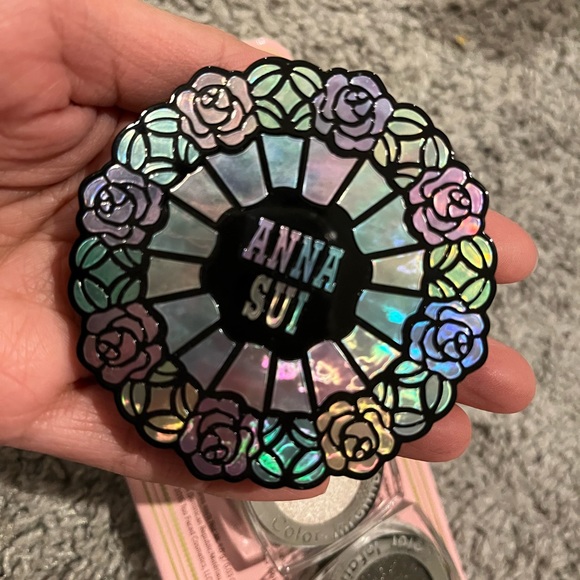 ❌ SOLD Eyeshadow Bundle - Picture 7 of 10